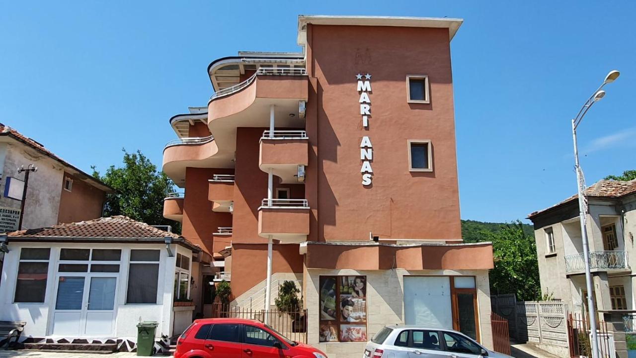 Marianas Guesthouse Obzor Luaran gambar