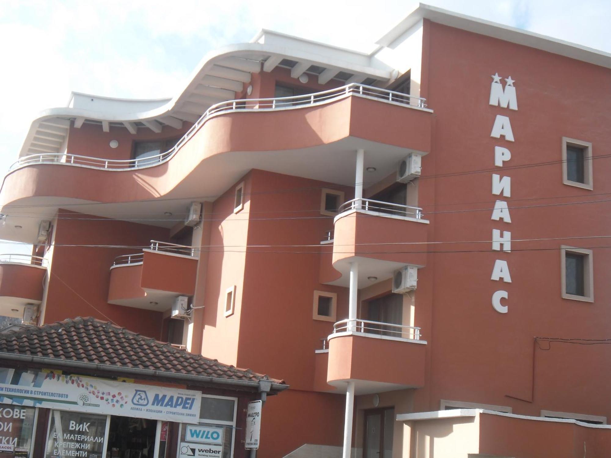 Marianas Guesthouse Obzor Luaran gambar