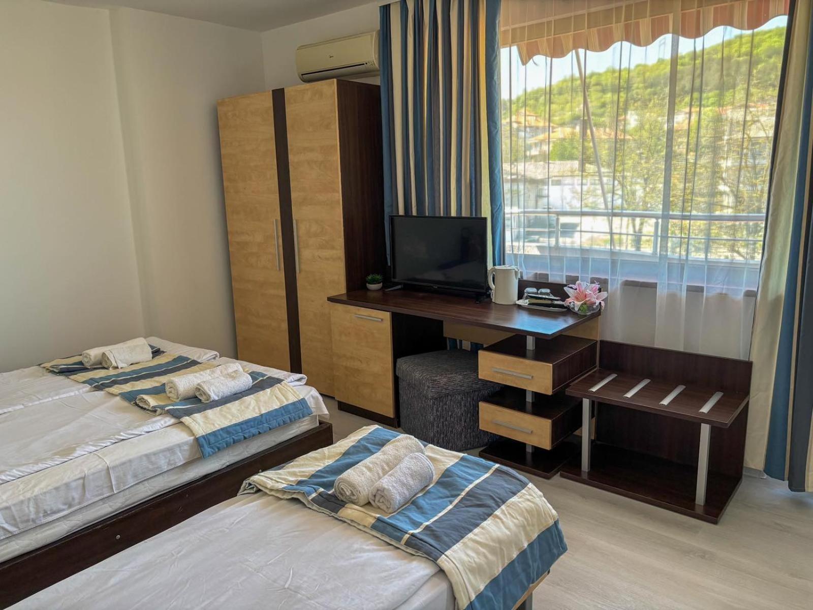 Marianas Guesthouse Obzor Luaran gambar